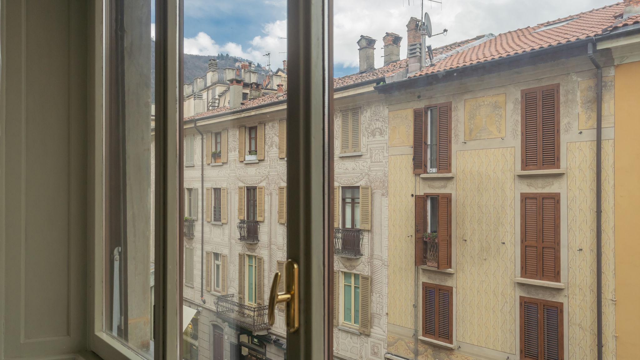 Italianway Como Garibaldi's Balcony