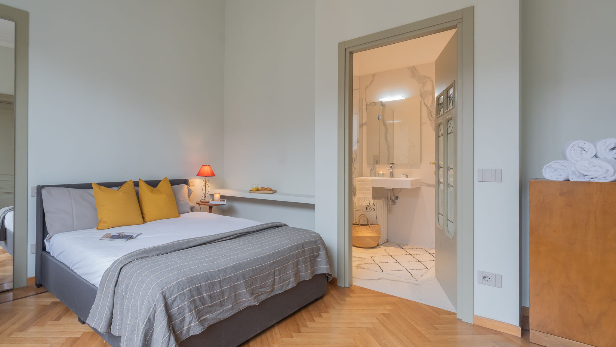 Italianway Como Garibaldi's Balcony