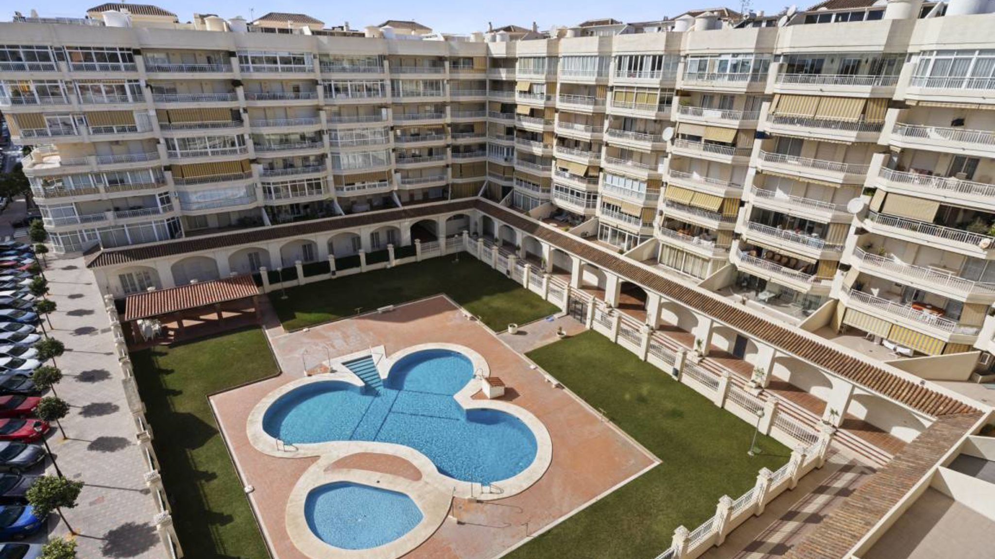 Costarentals Fuengirola Stunning Seaview Penthouse in Los Boliches - Ref 42