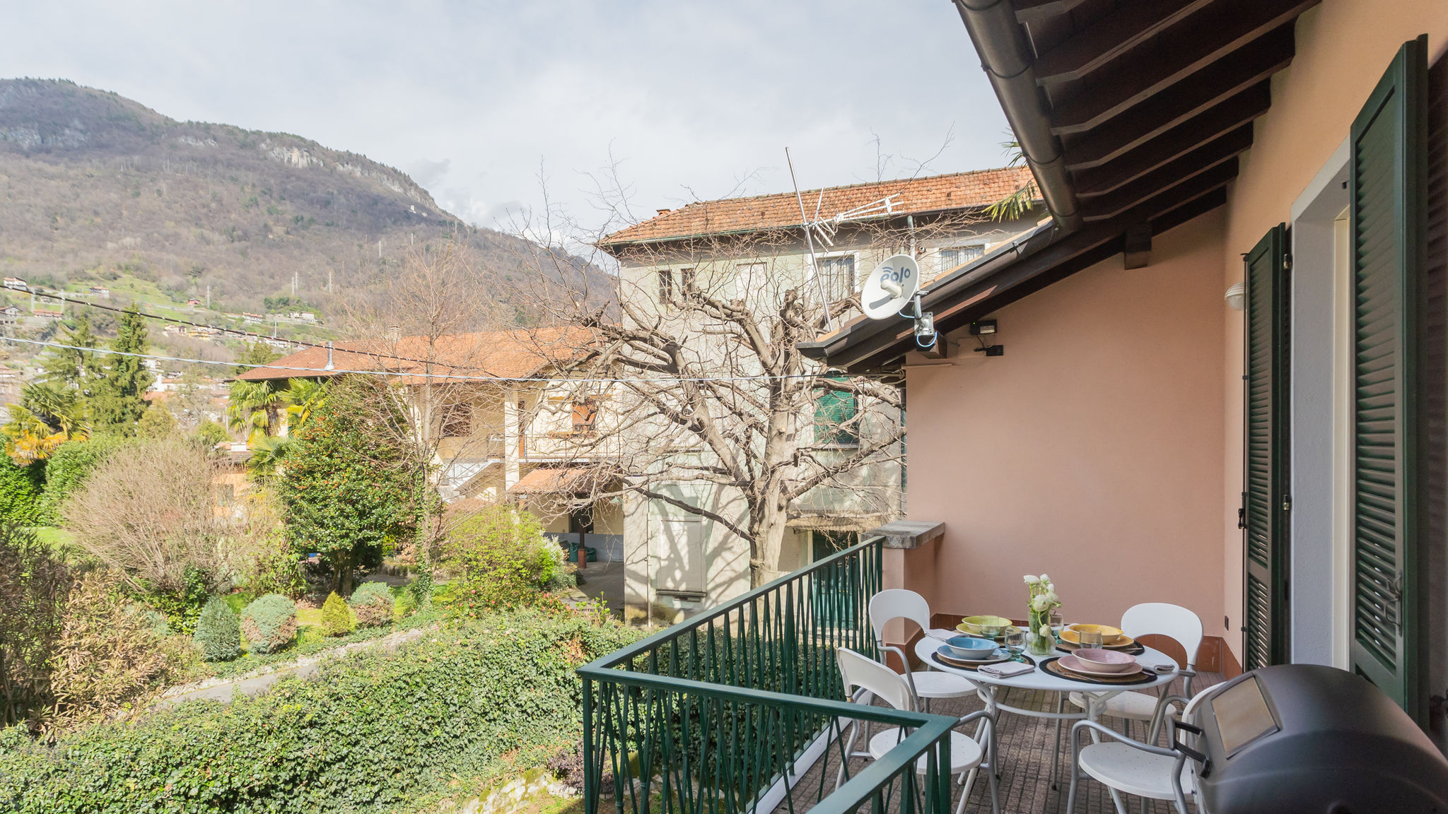 Italianway Gravedona ed Uniti Ponente Balcony & Garden