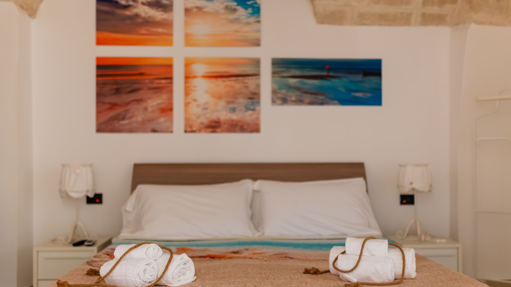 MONHOLIDAY - ospitalità e servizi per il turismo Monopoli Gioia Casa Vacanze