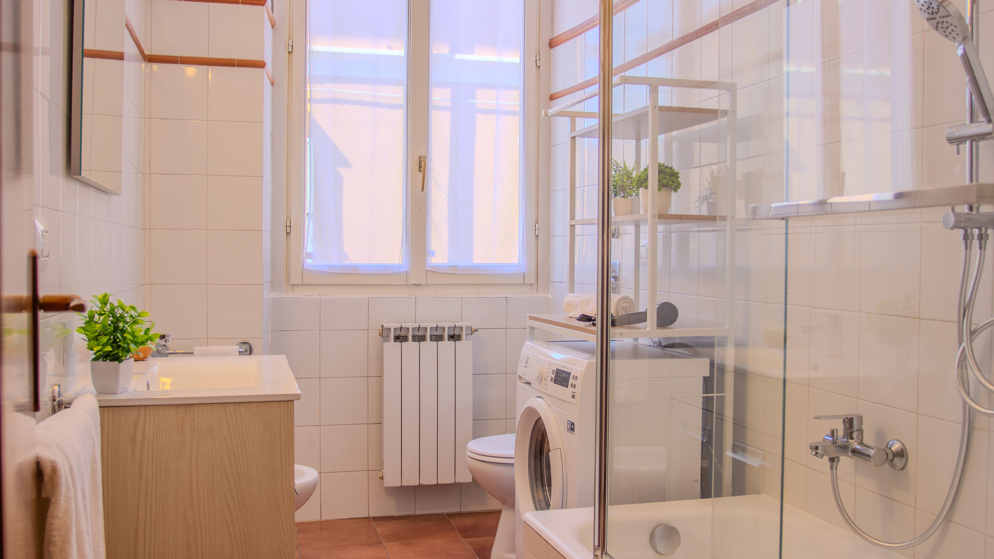 Houset Monza La ringhiera fiorita - 102 by Houset