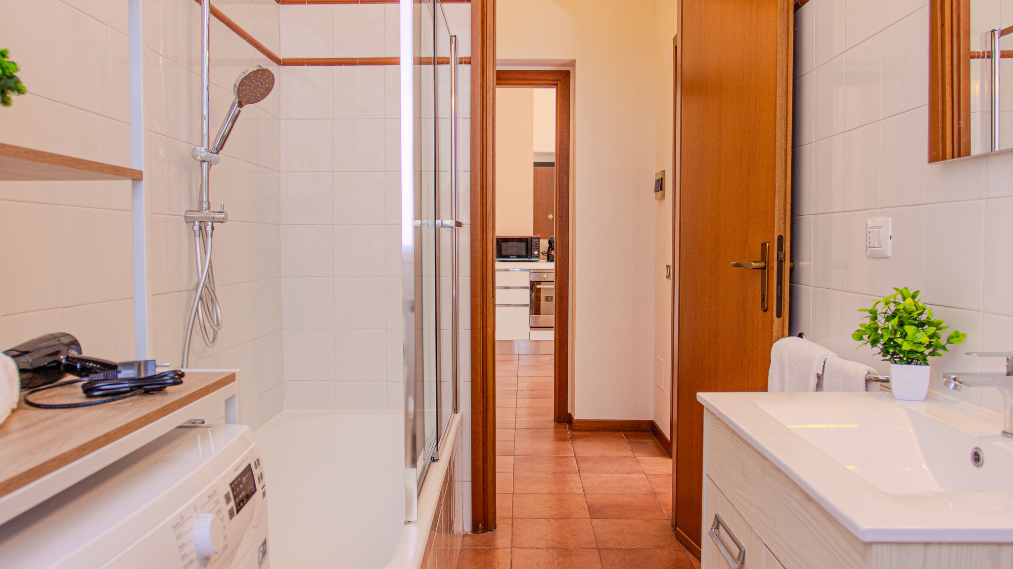 Houset Monza La ringhiera fiorita - 102 by Houset