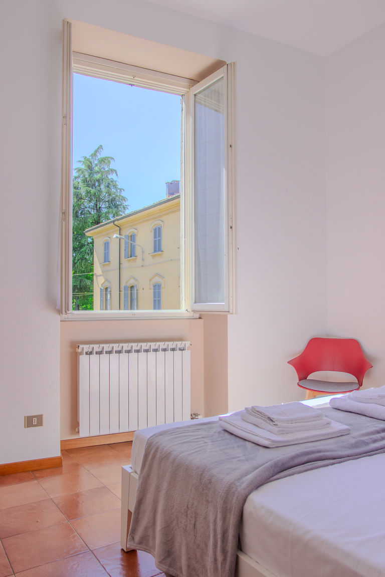 Houset Monza La ringhiera fiorita - 102 by Houset