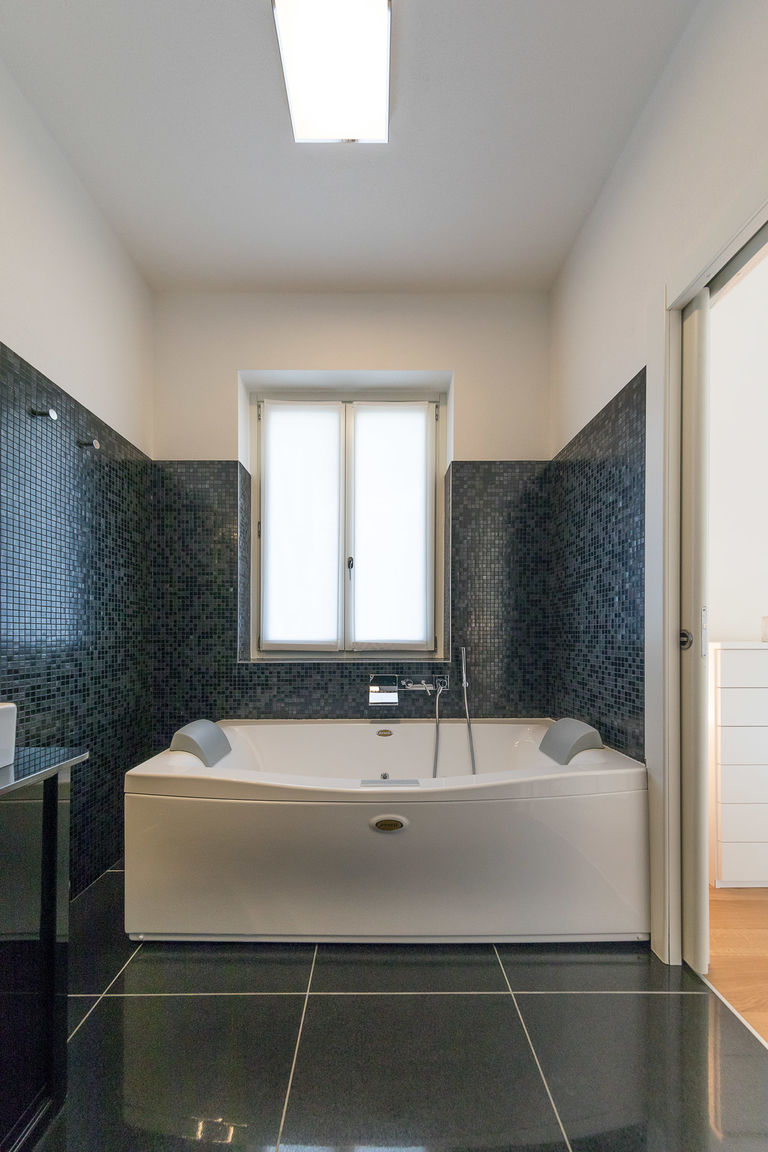 Italianway Griante Villa Miraggio by MyVillaCollection