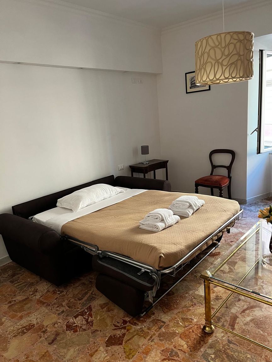 Stendardi's House_OLD_OWNER