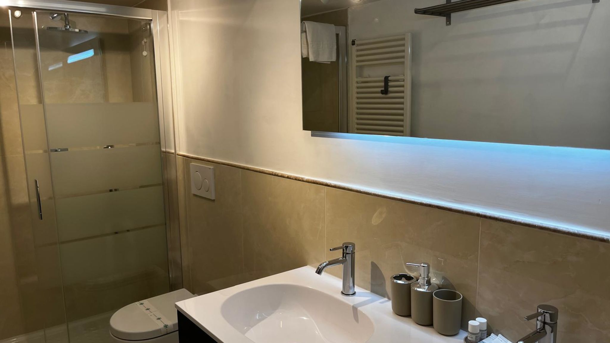 Stendardi's House - Stanza 1 Bagno Esterno_OLD_OWNER