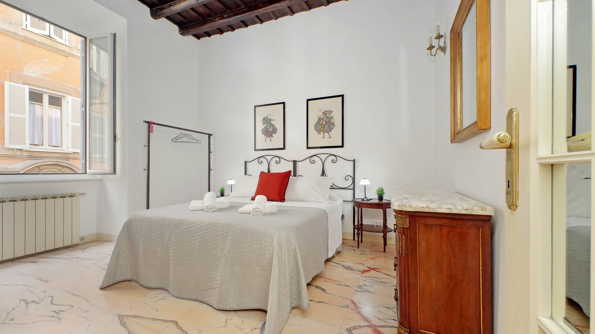 Italianway Roma 4BNB - Lungaretta Jacuzzi Apartment