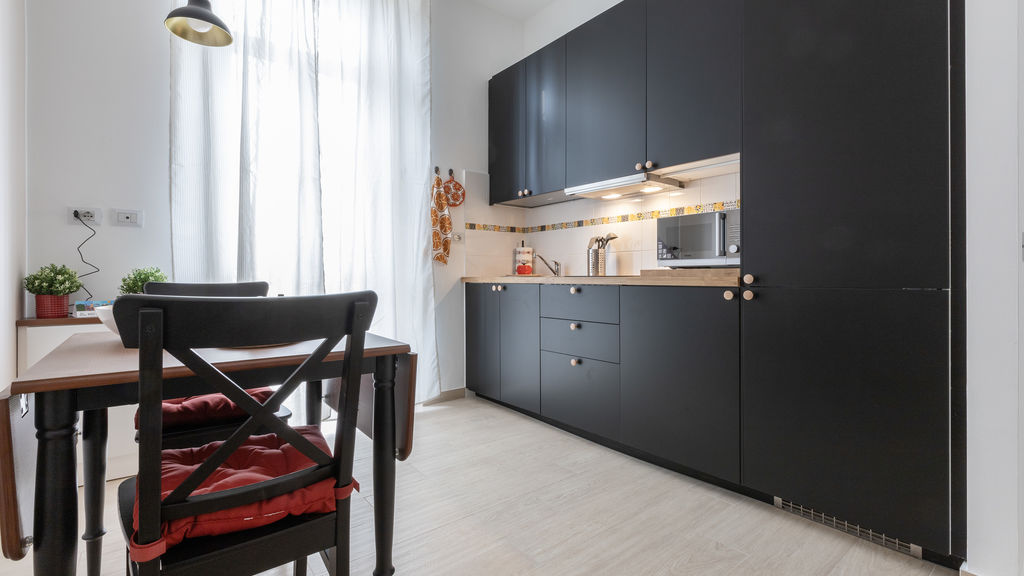 Comfort - Cermenate 7 — apartamento en Milán, zona Famagosta