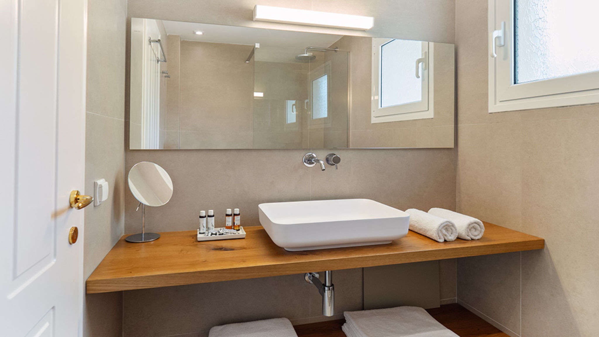 Bella Mare Hotel - Junior Suite 201