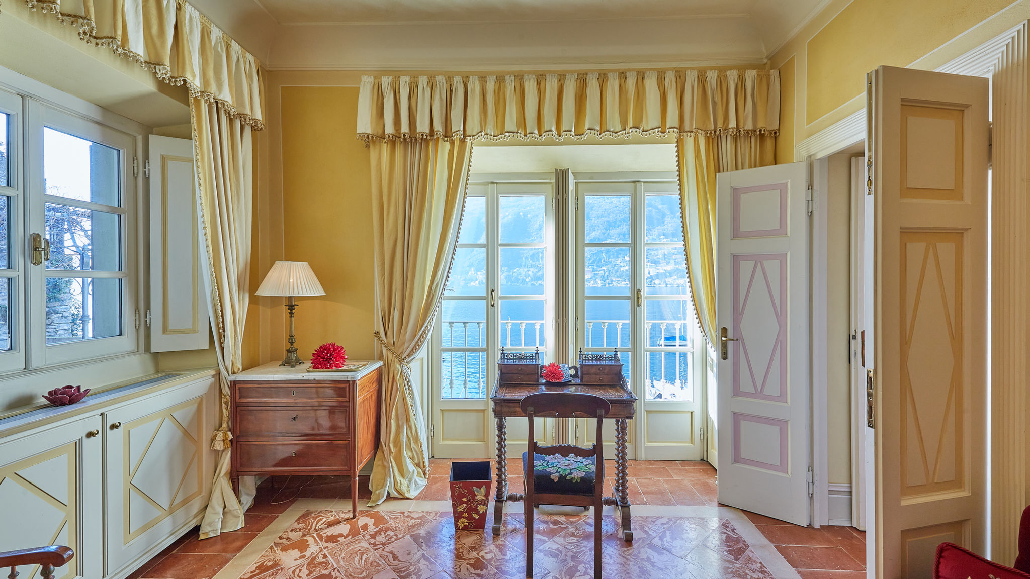 Italianway Torno Villa Tesoro by MyVillaCollection