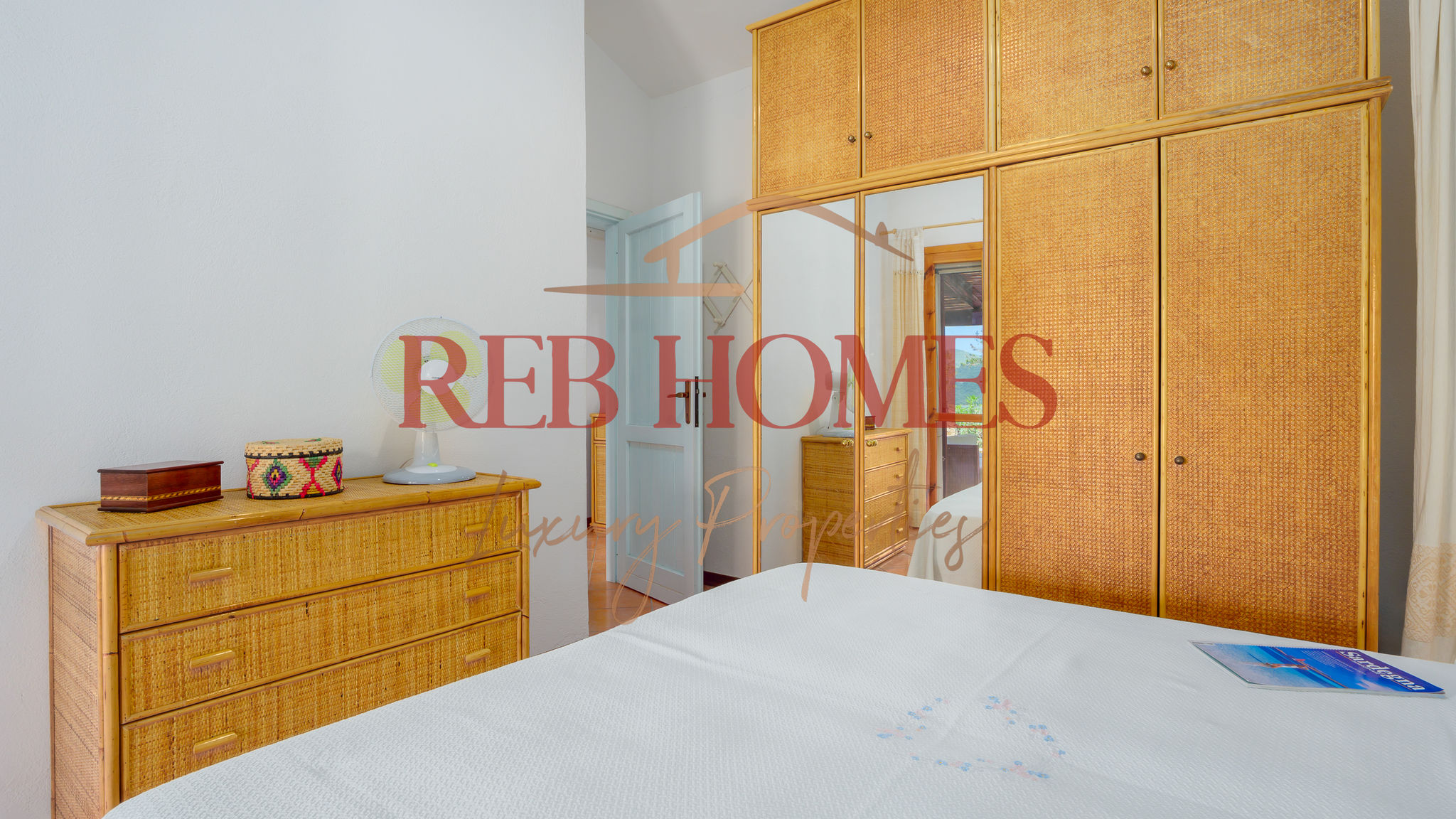 REBhomes Olbia Onde Blu