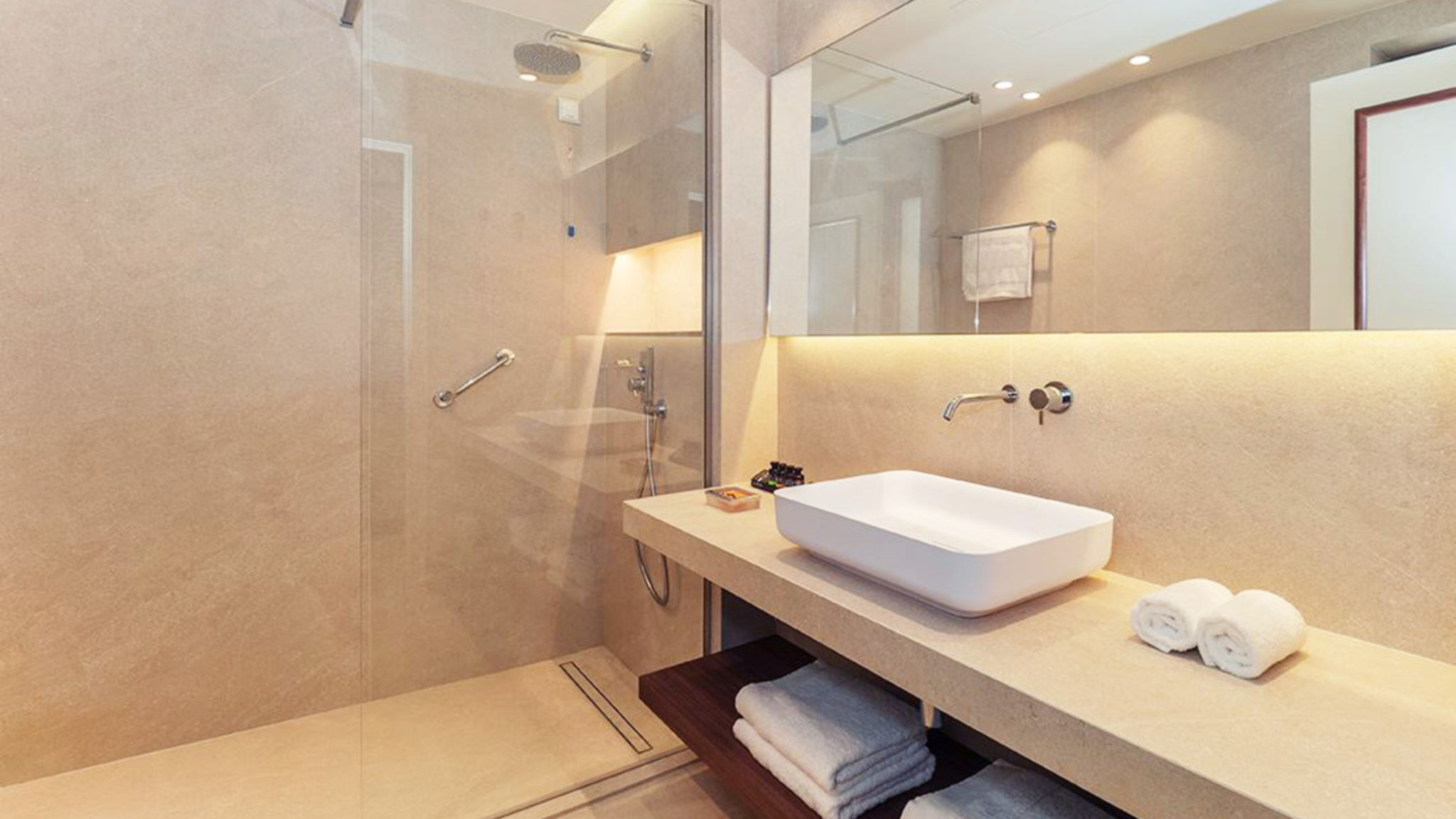 Bella Mare Hotel - Exclusive Classic Room 409