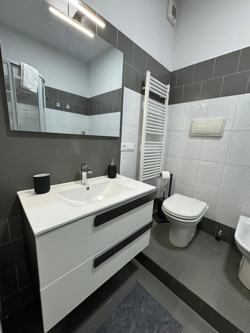 Italianway Milano Milano Sister's House