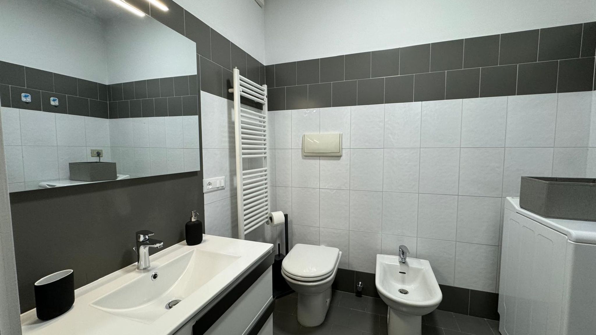 Italianway Milano Milano Sister's House