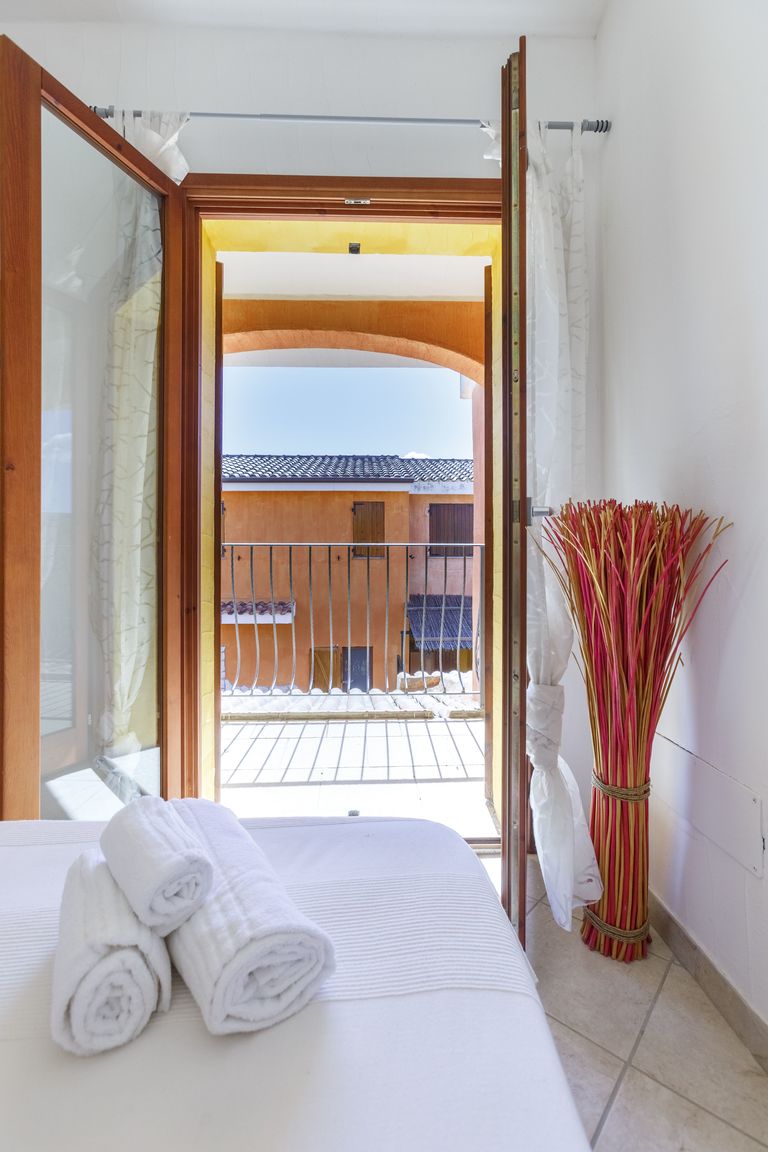 Italianway Sant'Anna Arresi Villa Mama, private compound swimming pool