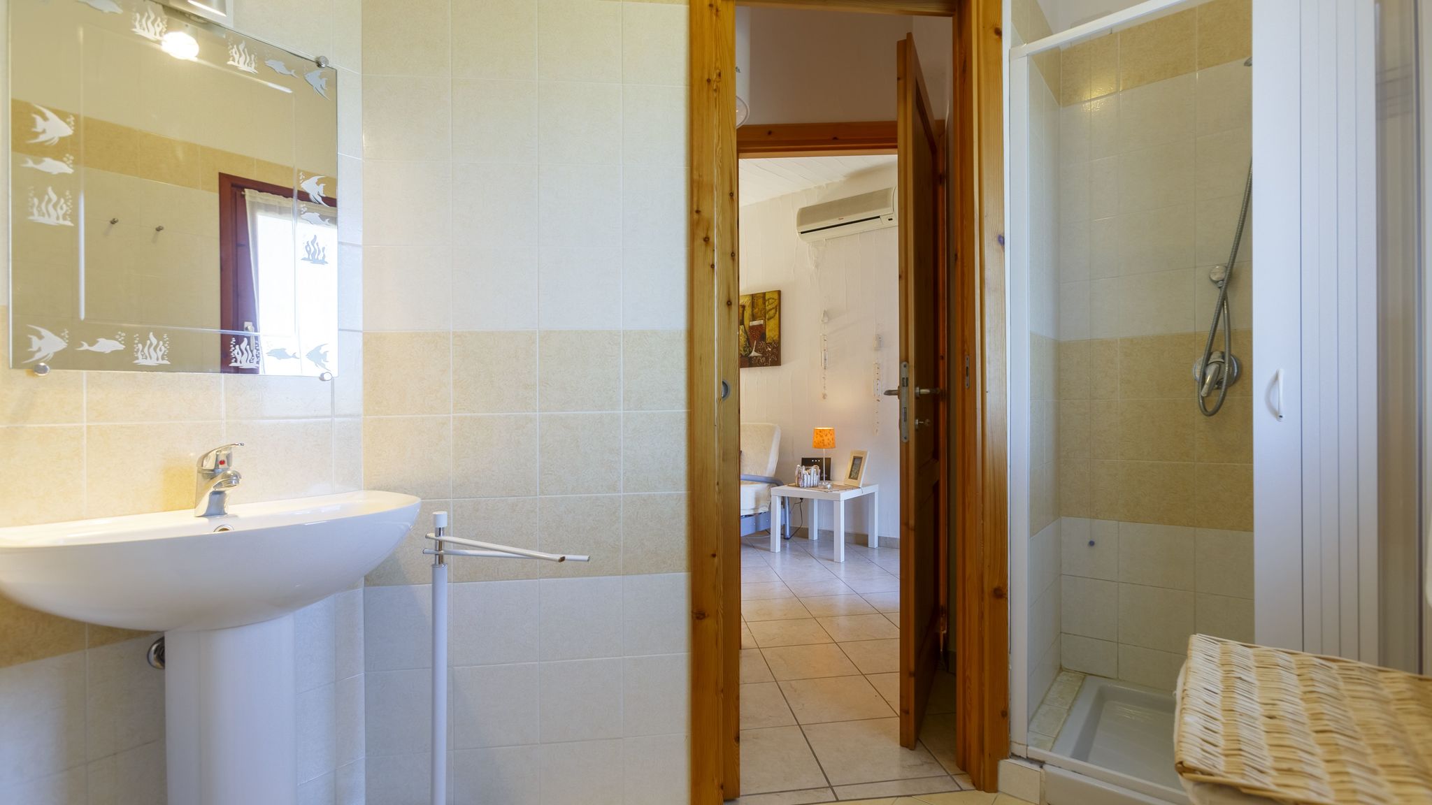 Italianway Sant'Anna Arresi Villa Mama, private compound swimming pool