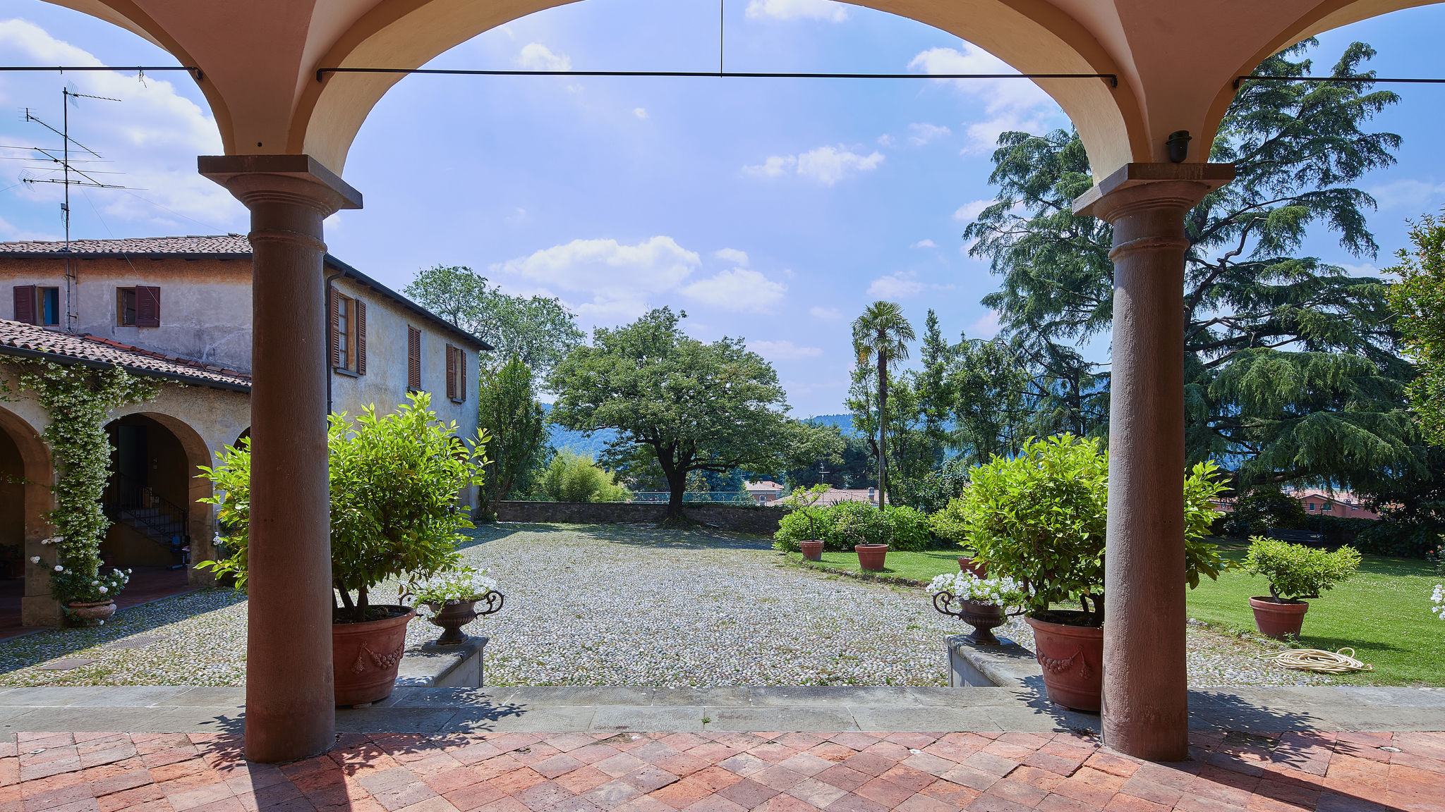 Italianway Erbusco Palazzo Dei Laghi by Elite Villas