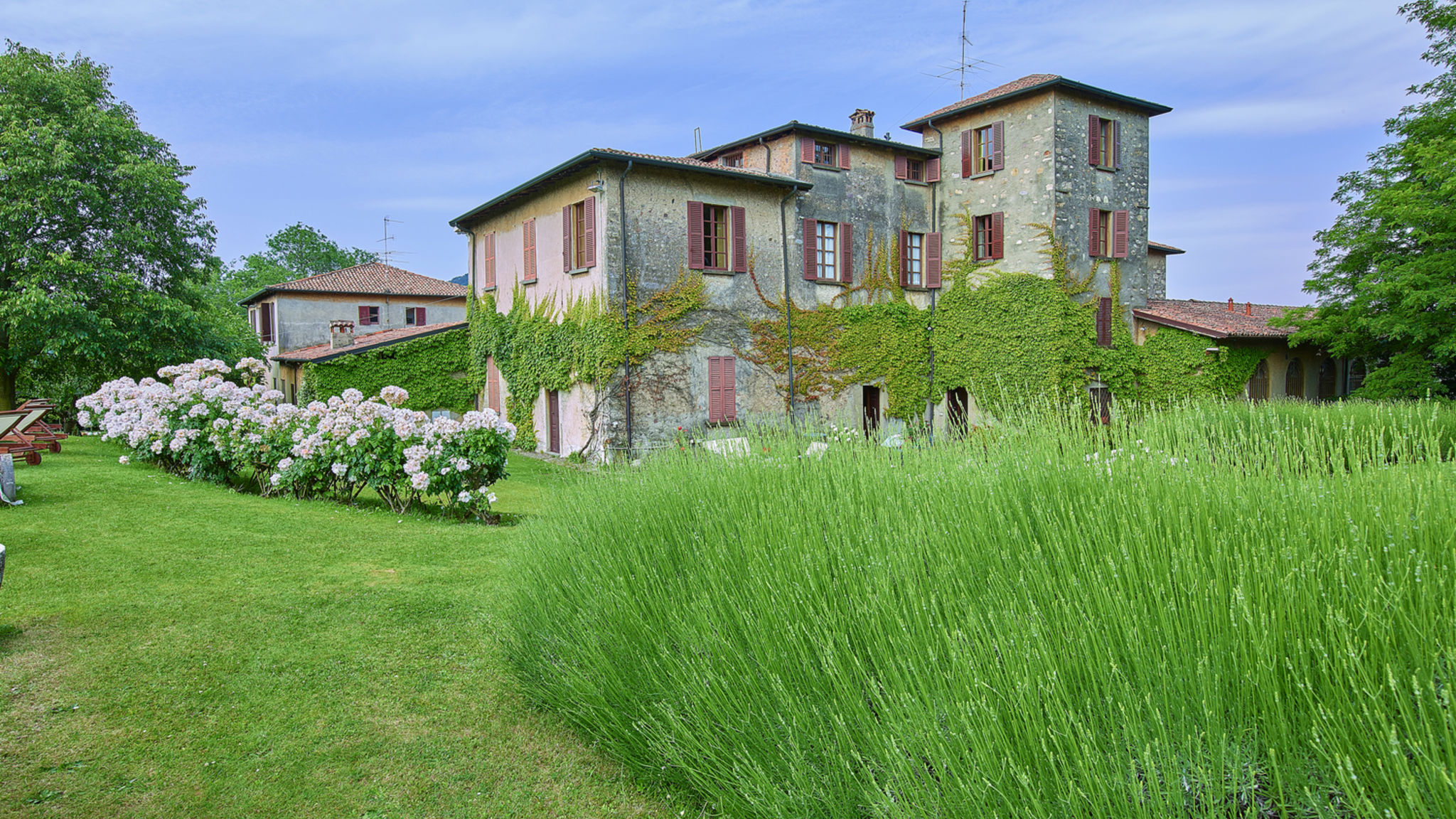 Italianway Erbusco Palazzo Dei Laghi by Elite Villas
