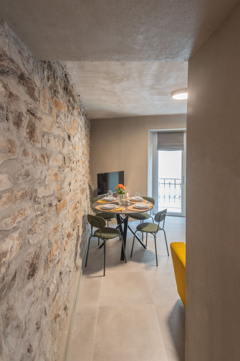 Italianway Carate Urio Gaia Suite nearby Urio's Castle