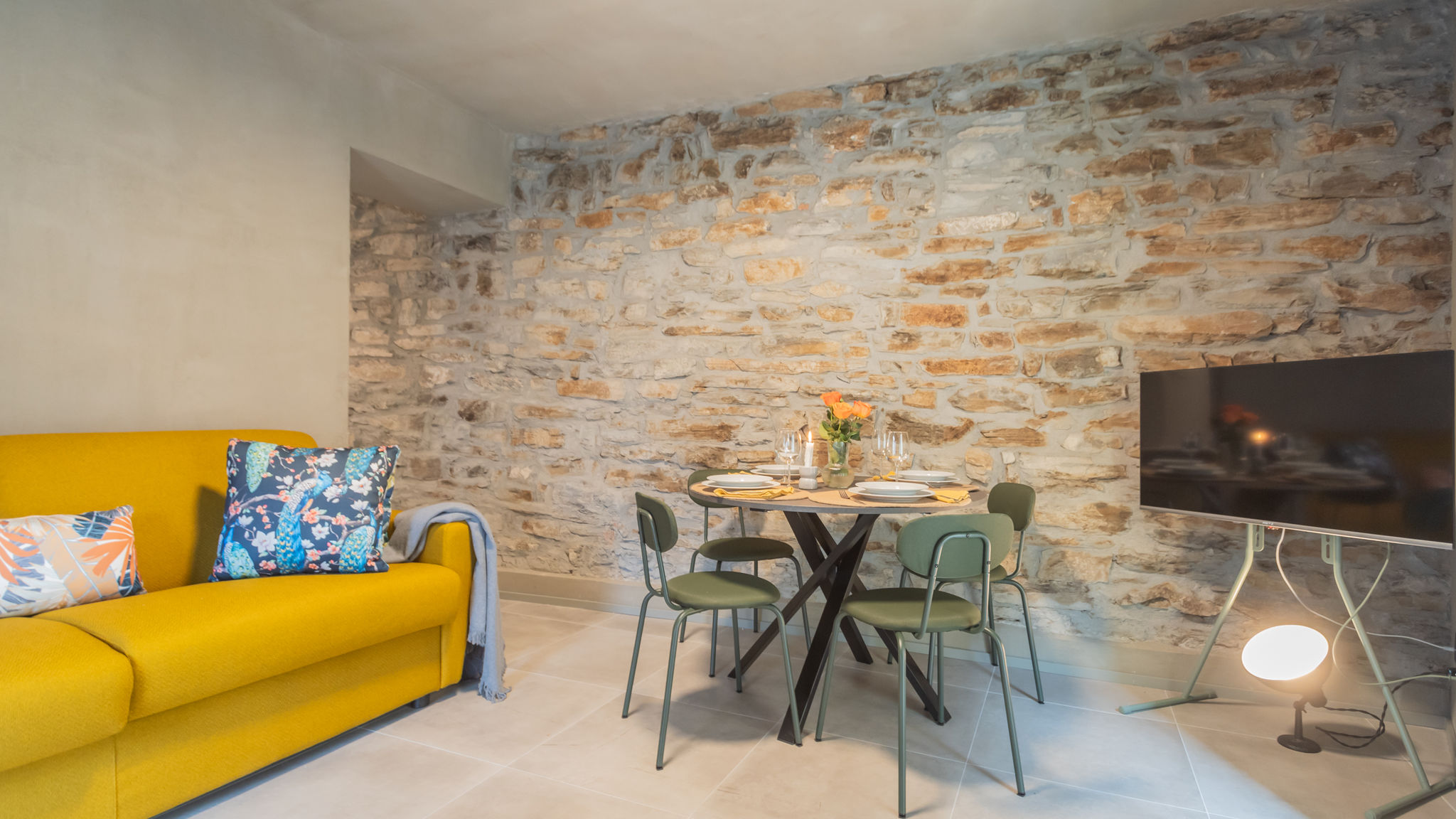 Italianway Carate Urio Gaia Suite nearby Urio's Castle