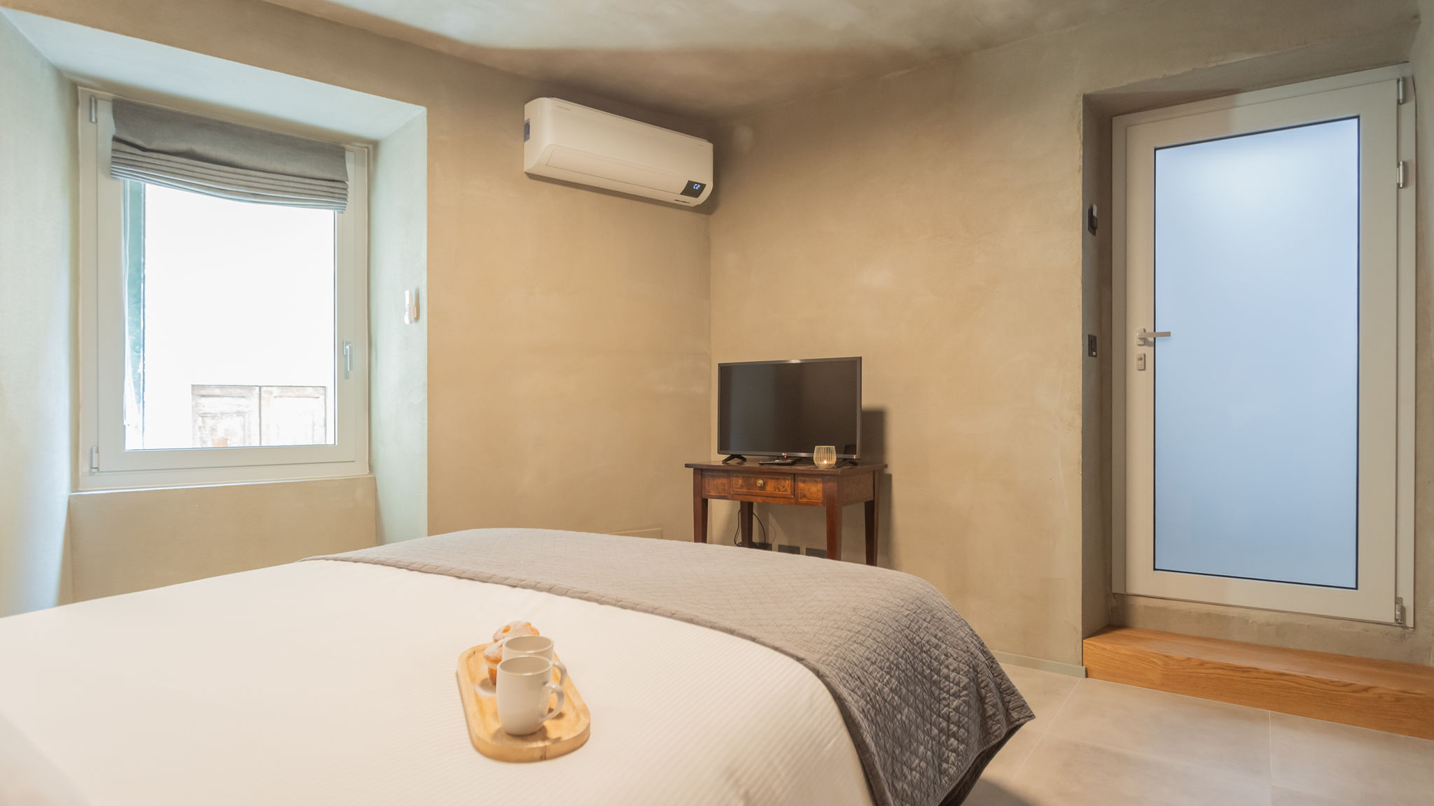 Italianway Carate Urio Urio's Castle Suites