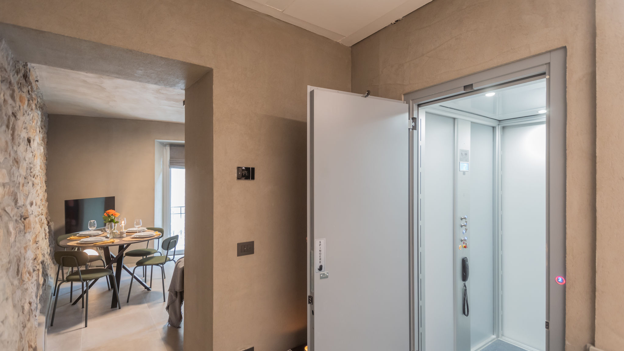 Italianway Carate Urio Urio's Castle Suites