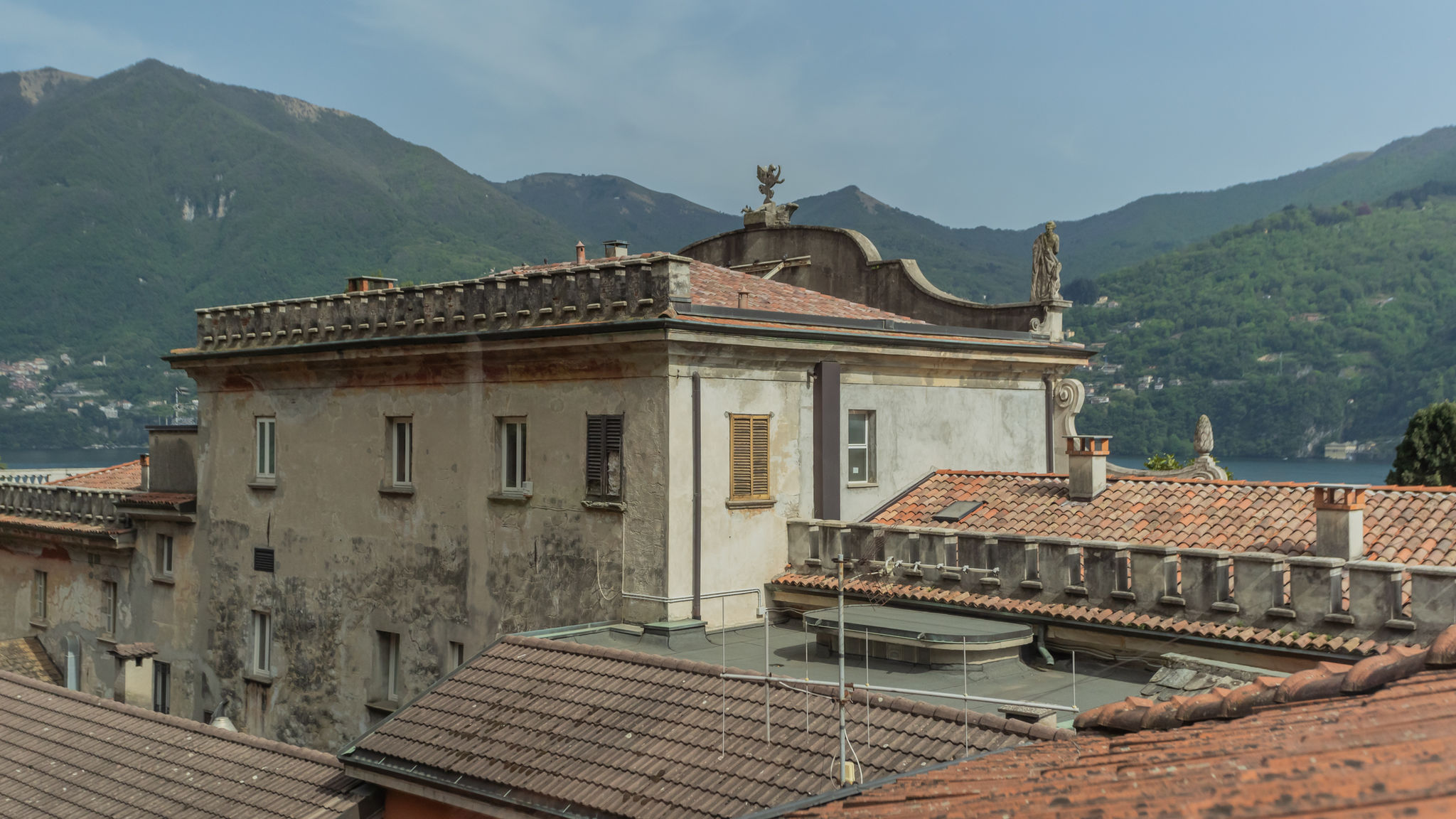 Italianway Carate Urio Urio's Castle Suites
