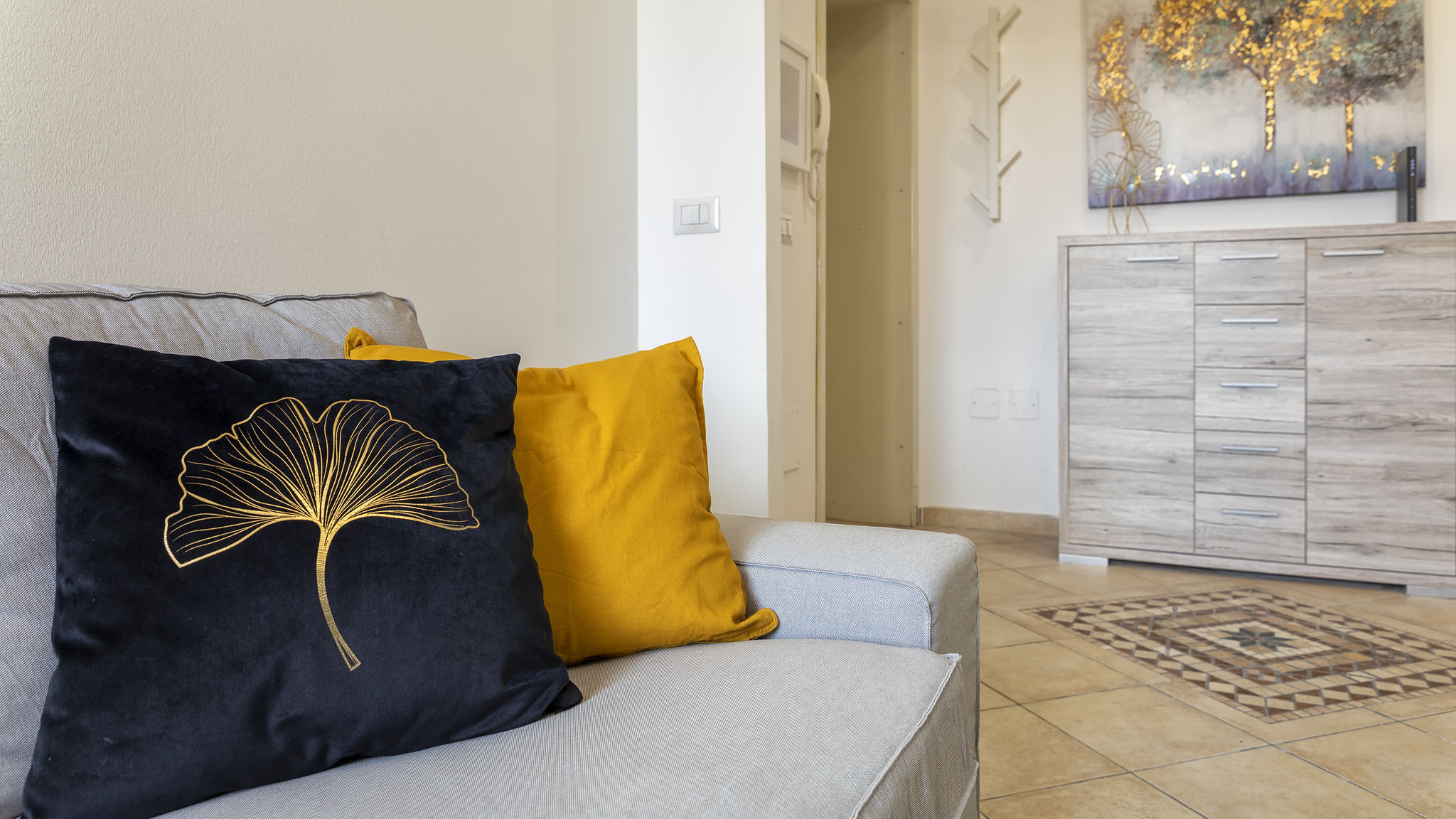 Italianway Sassari Sardinia Re - Emerald House