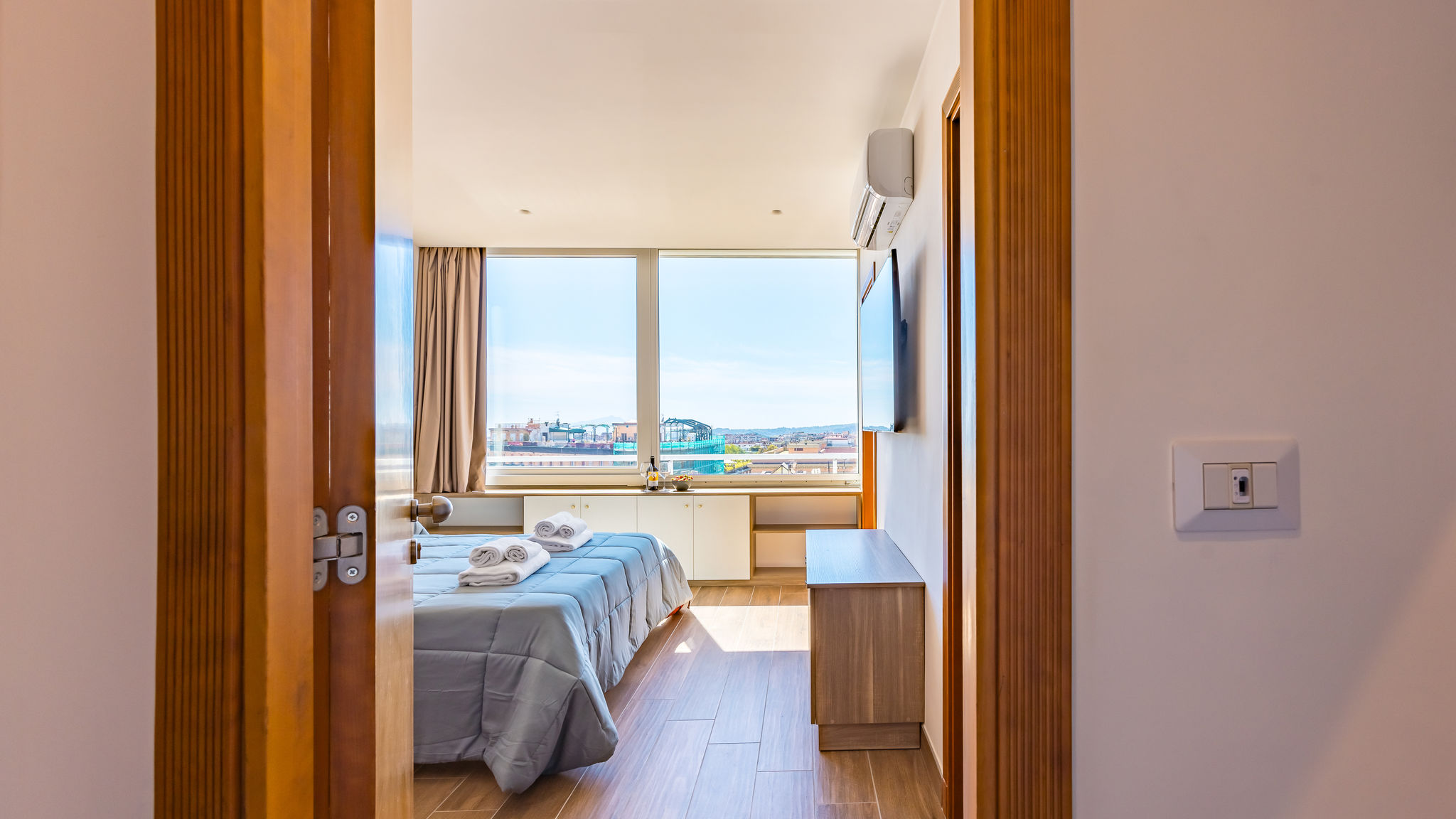 Napoliapartments.it (per Apt commercializzati) Napoli Chiave di Fuga - Doppia Superior -  Camera 4