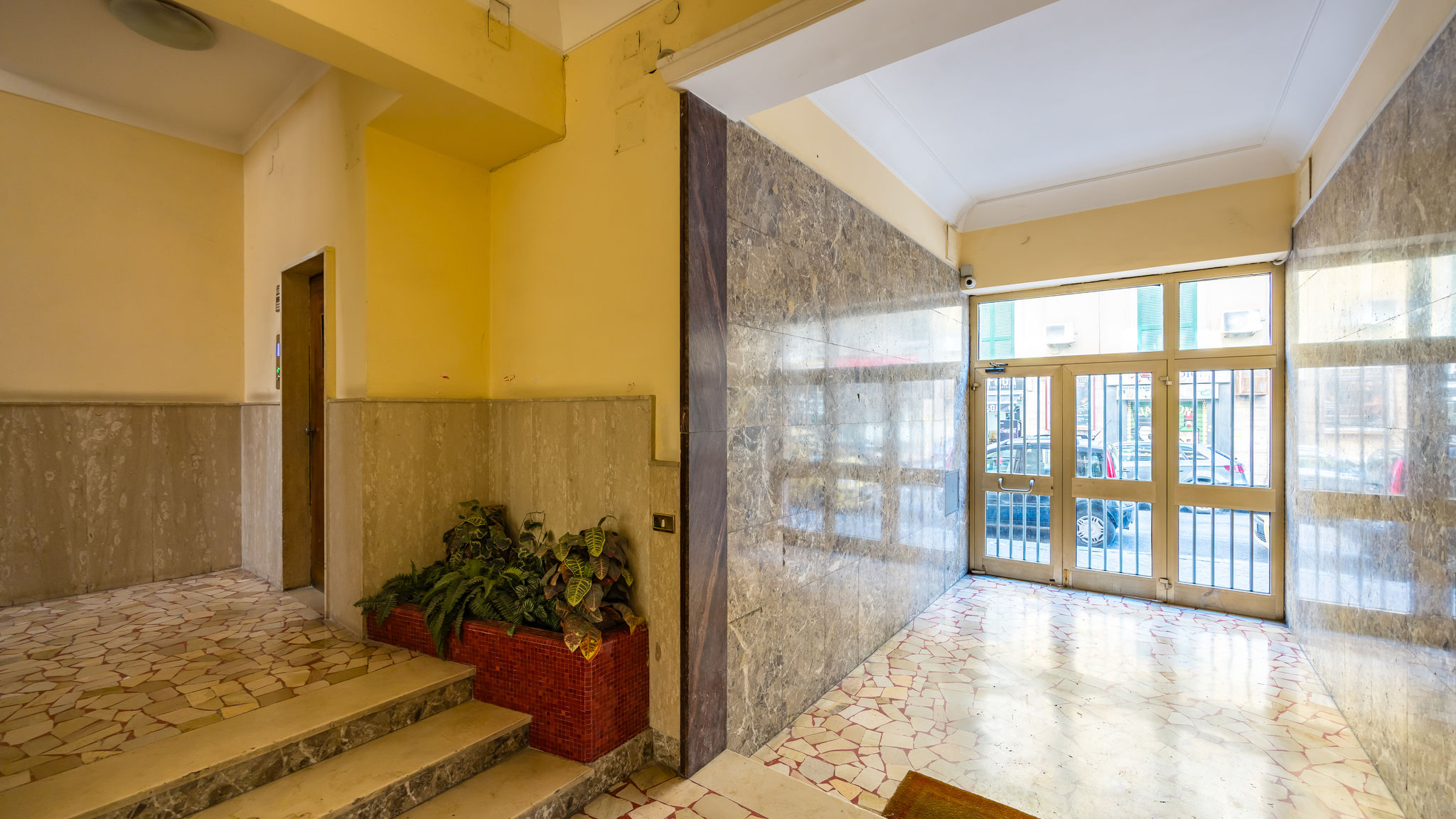 Napoliapartments.it (per Apt commercializzati) Napoli Chiave di Fuga - Doppia Superior -  Camera 4