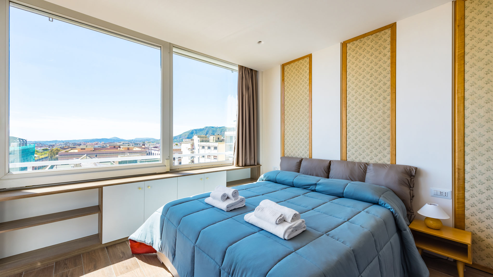 Napoliapartments.it (per Apt commercializzati) Napoli Chiave di Fuga - Doppia Deluxe -  Camera 5