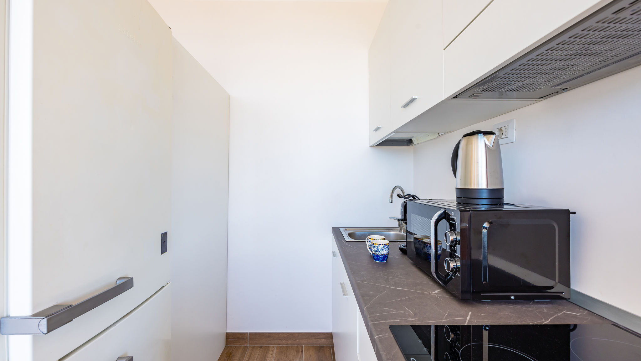 Napoliapartments.it (per Apt commercializzati) Napoli Chiave di Fuga - Doppia Deluxe -  Camera 5