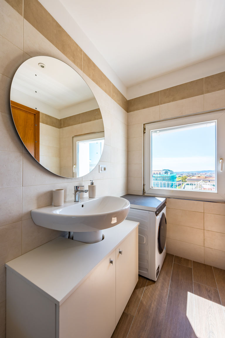 Napoliapartments.it (per Apt commercializzati) Napoli Chiave di Fuga - Doppia Deluxe -  Camera 5