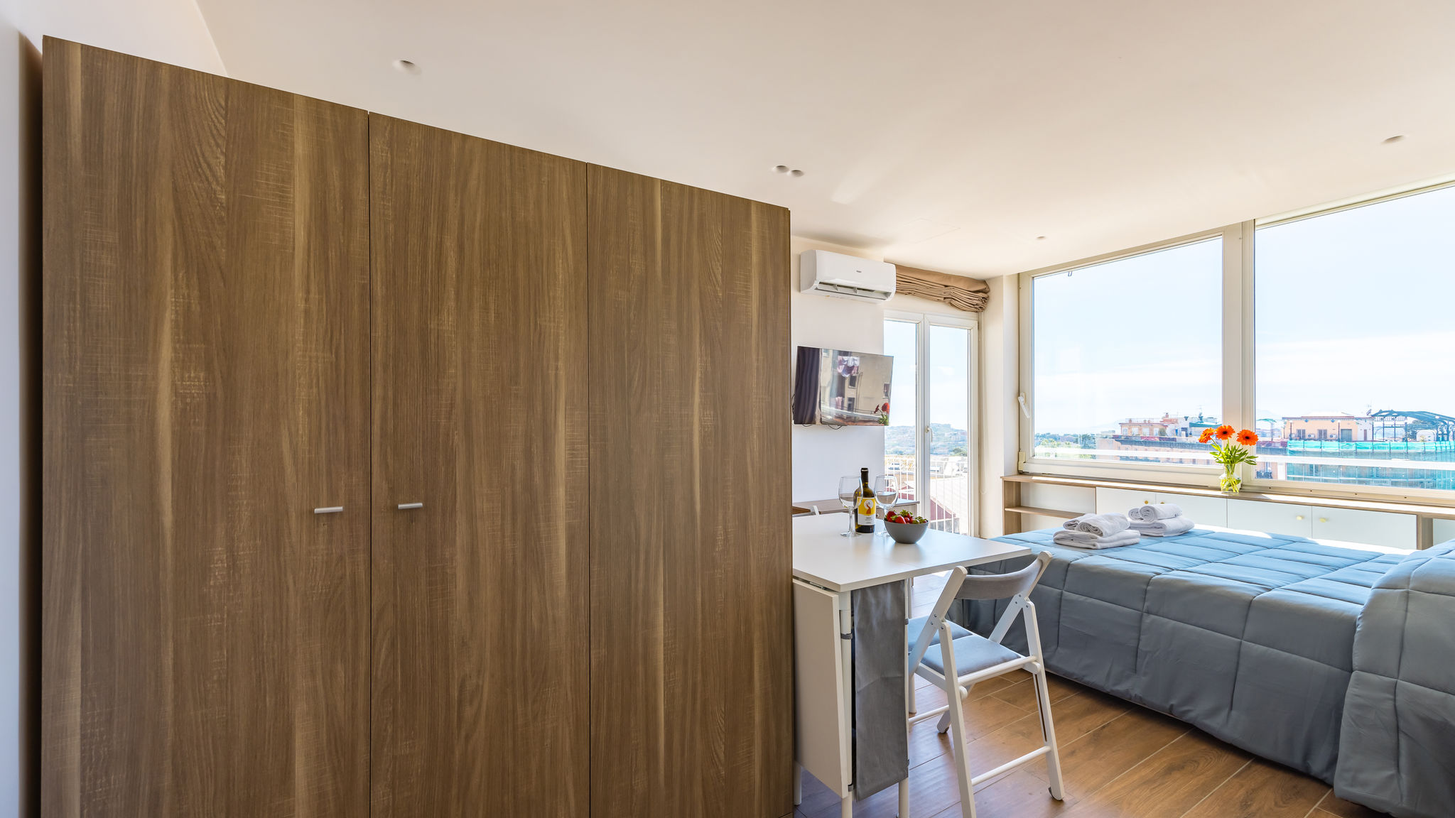 Napoliapartments.it (per Apt commercializzati) Napoli Chiave di Fuga - Doppia Deluxe -  Camera 5