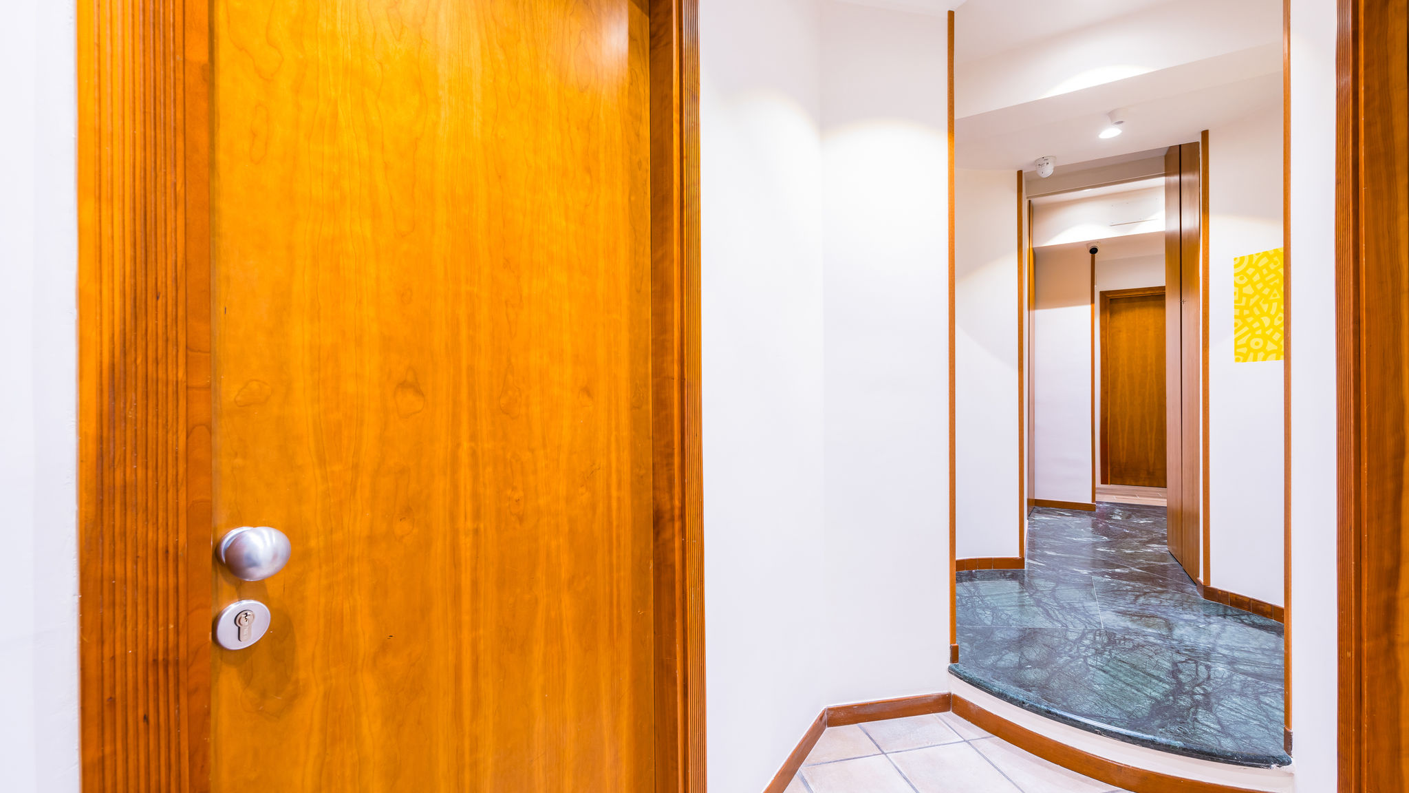 Napoliapartments.it (per Apt commercializzati) Napoli Chiave di Fuga - Doppia Deluxe -  Camera 5