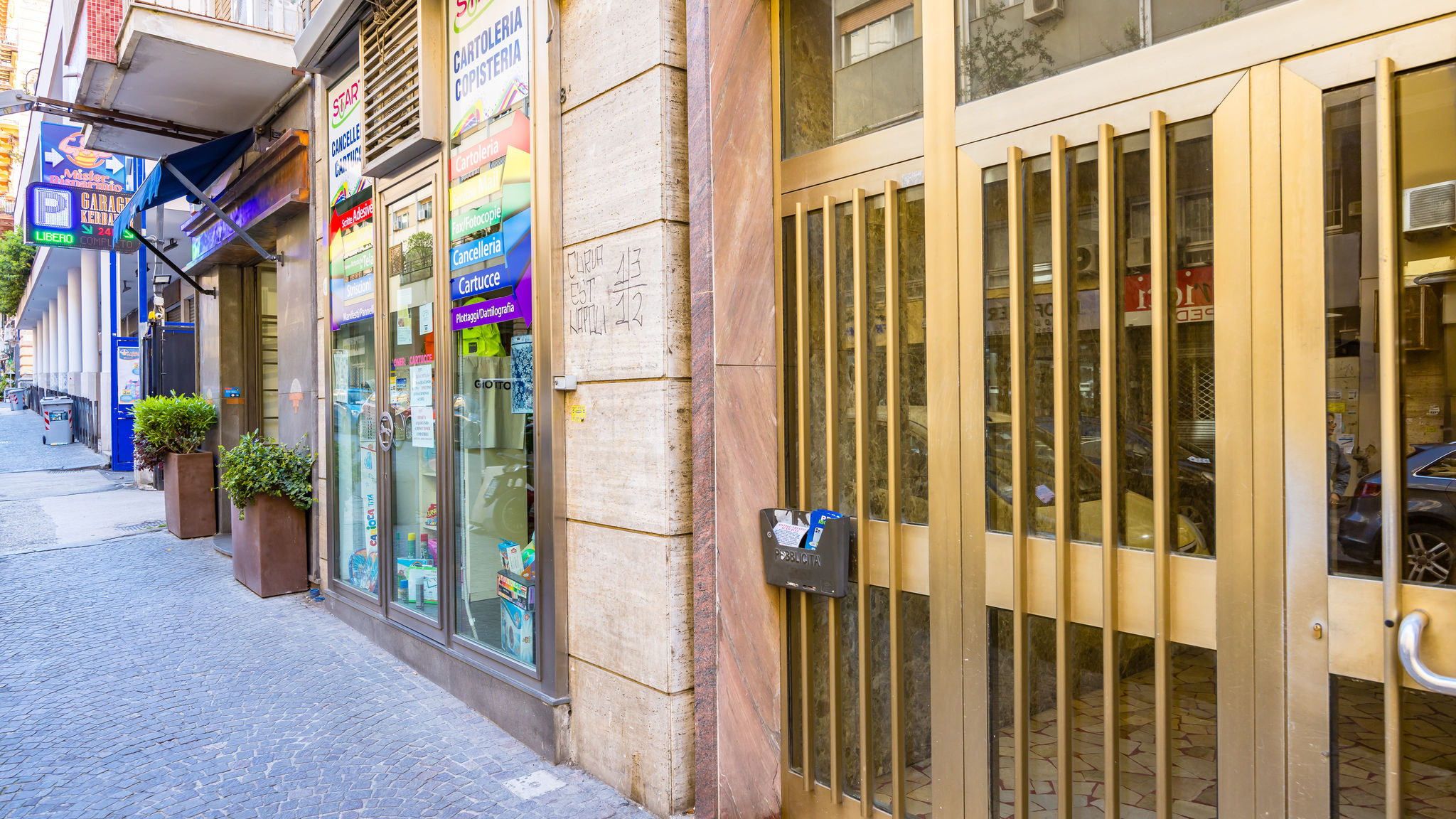 Napoliapartments.it (per Apt commercializzati) Napoli Chiave di Fuga - Doppia Deluxe -  Camera 5