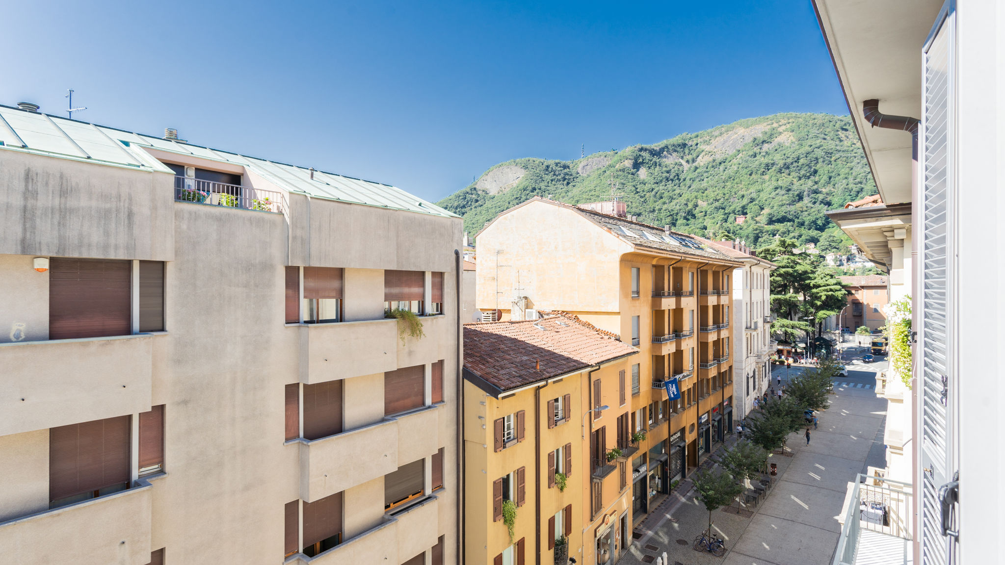 Italianway Como Central & Green Apartment