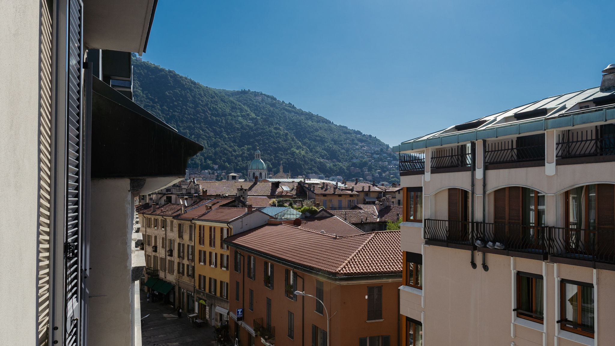 Italianway Como Central & Green Apartment