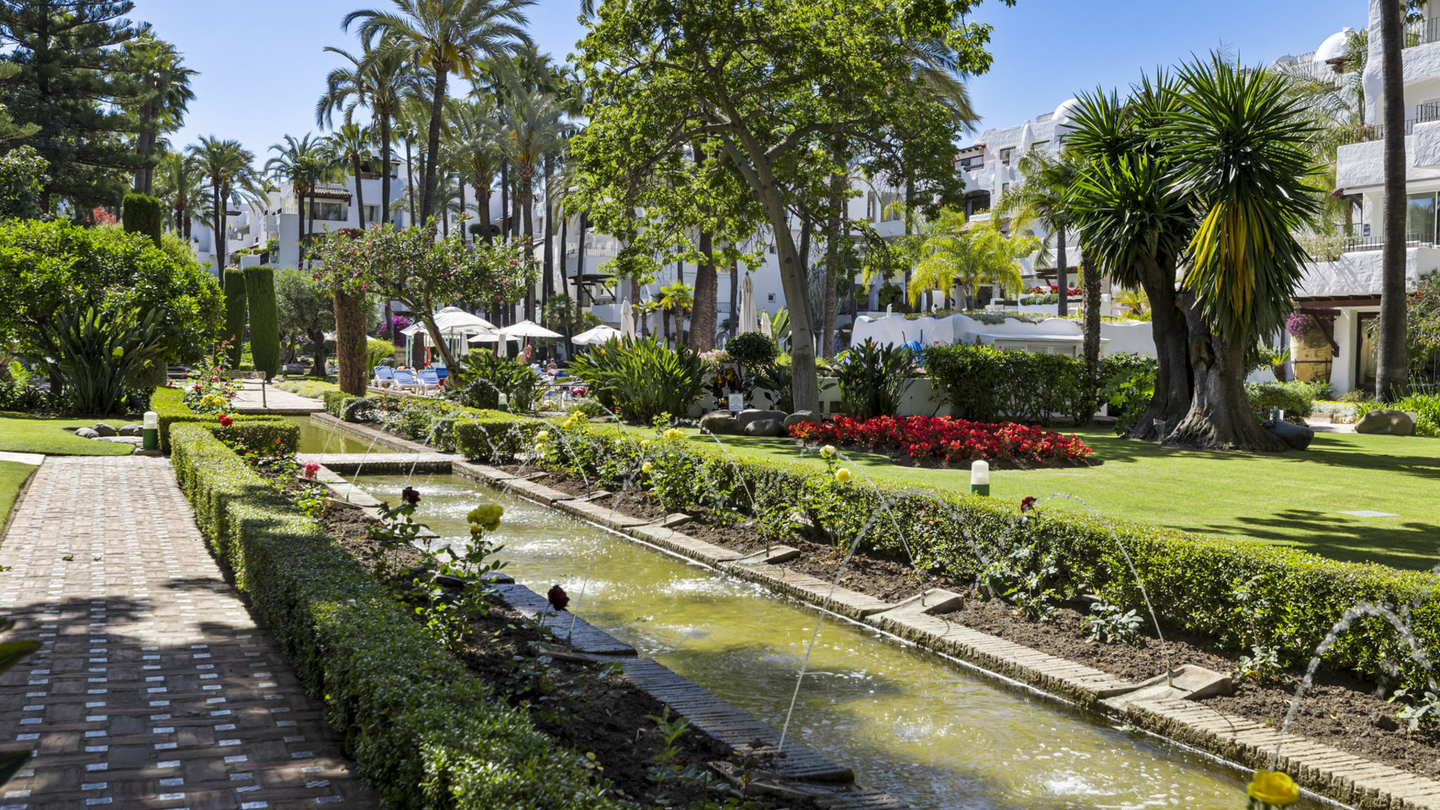 La Alcazaba flat with pool in Marbella - Ref M47