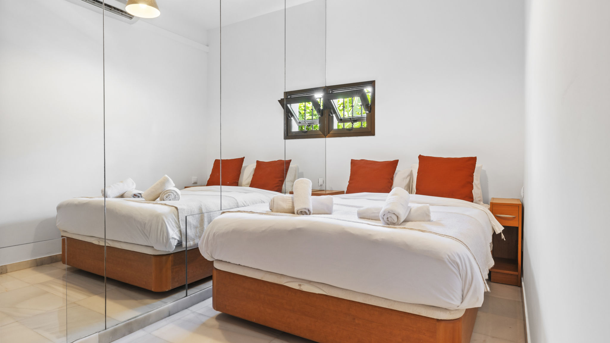 La Alcazaba flat with pool in Marbella - Ref M47