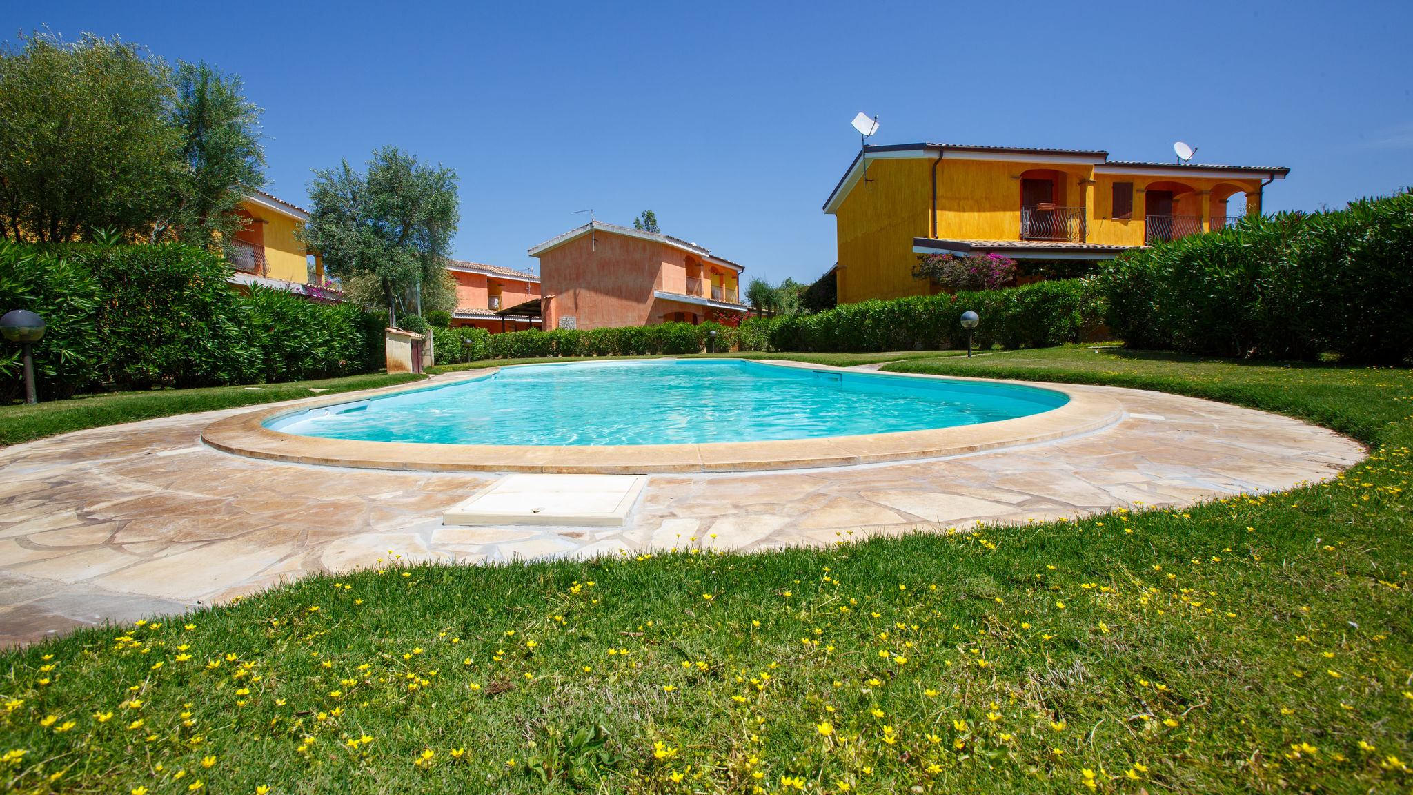 Italianway Sant'Anna Arresi Villa Mama, private compound swimming pool