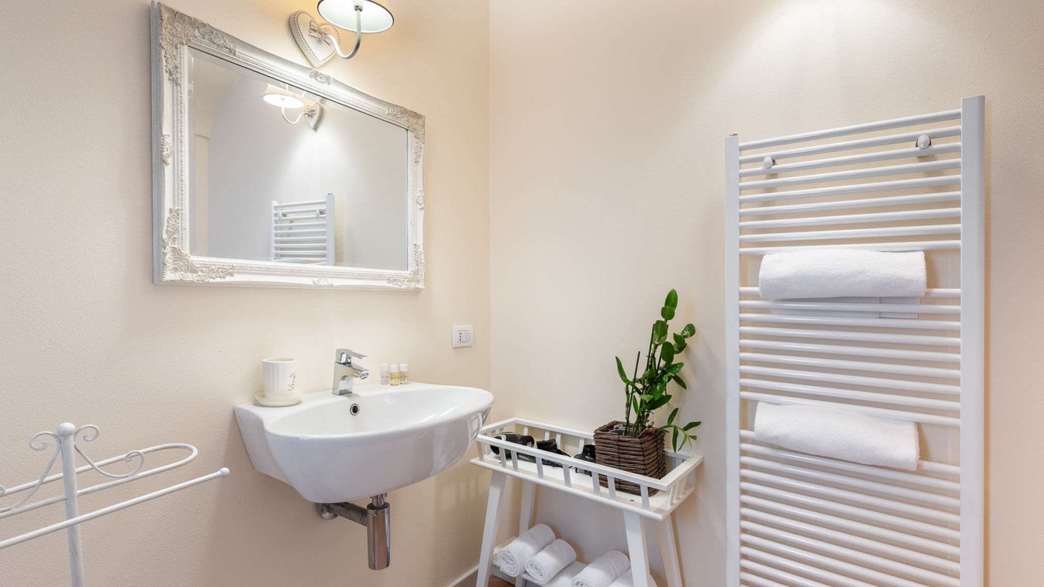 Italianway Magliano Alfieri Borgo Alfieri Suite 1
