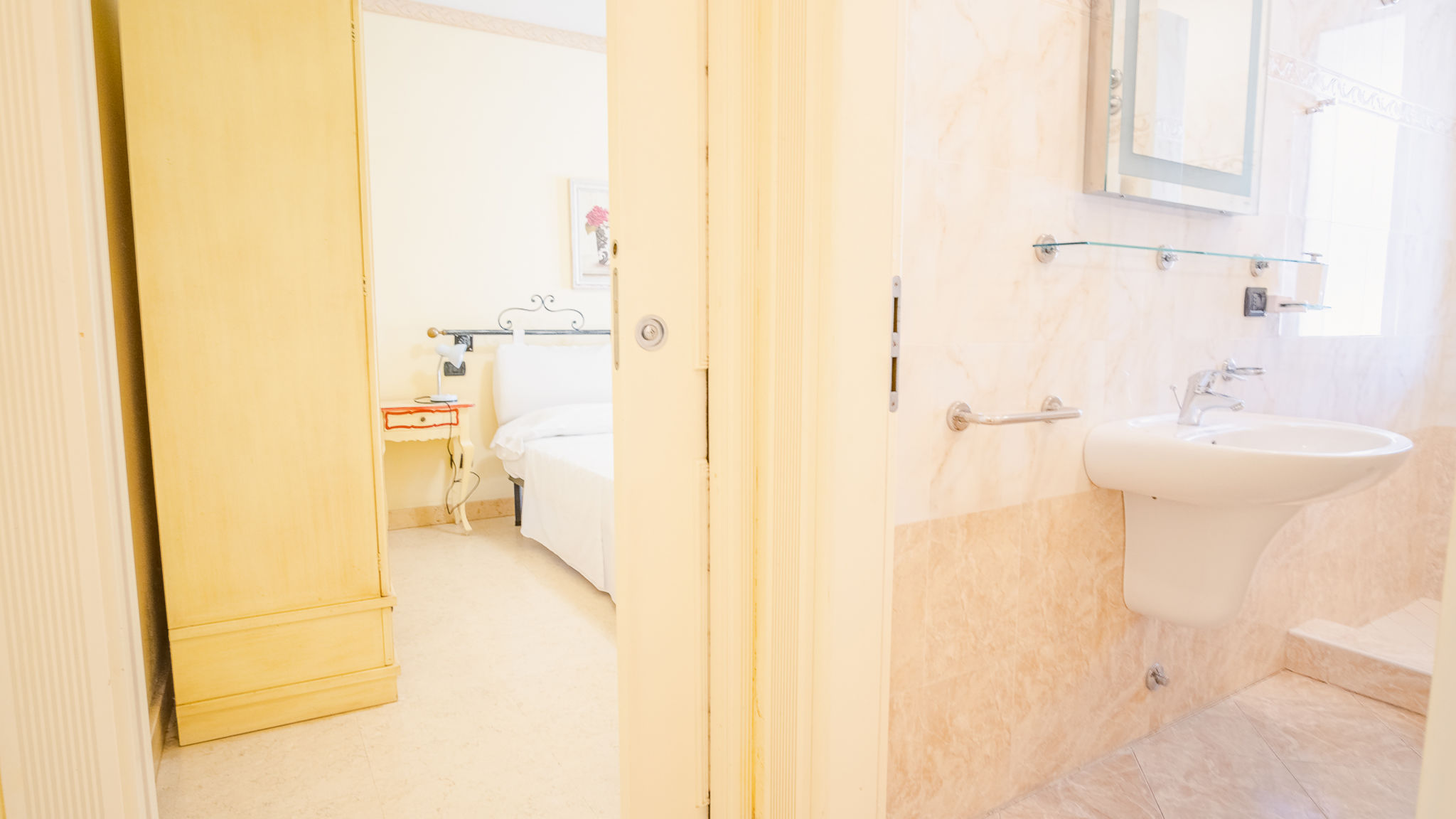 Italianway Desenzano del Garda 211 Relais du Lac Village