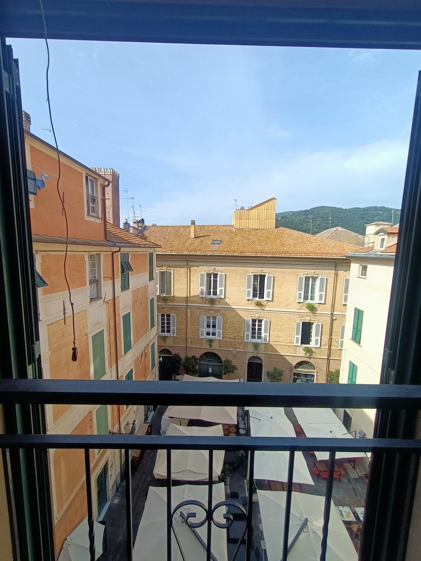 Italianway Albenga Delle Erbe – The Nightlife