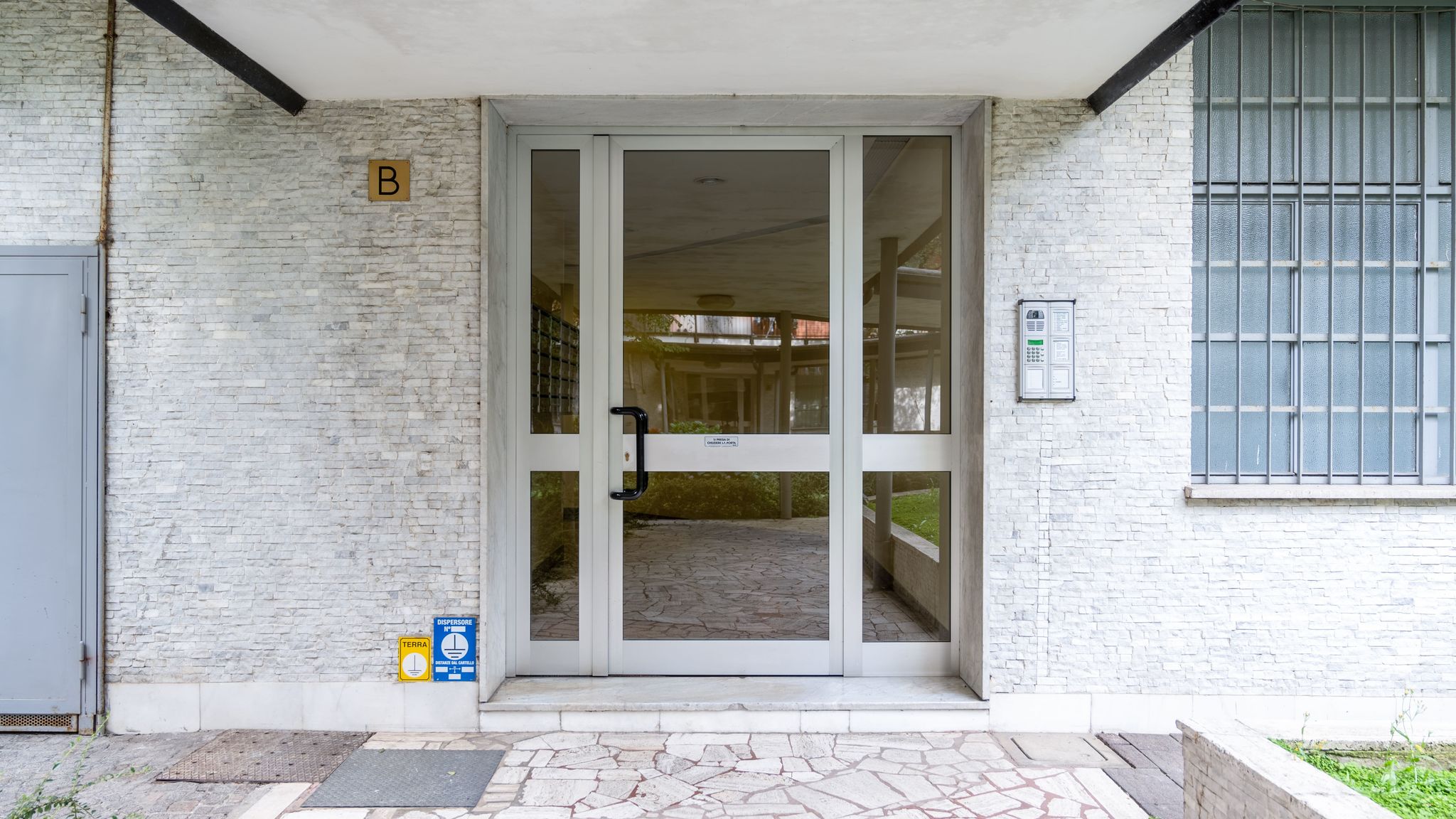 Viale Legioni Romane 7 Milano