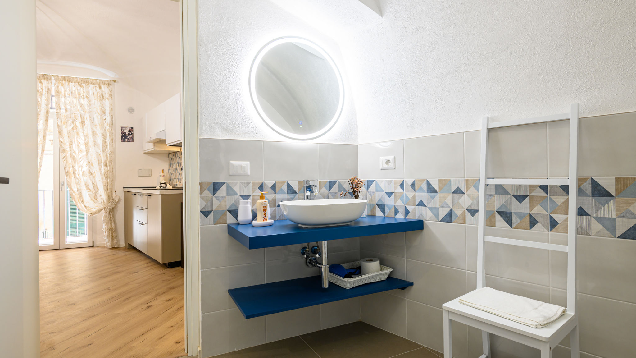 Italianway Napoli A Tazzulella - Vico Graziella 12