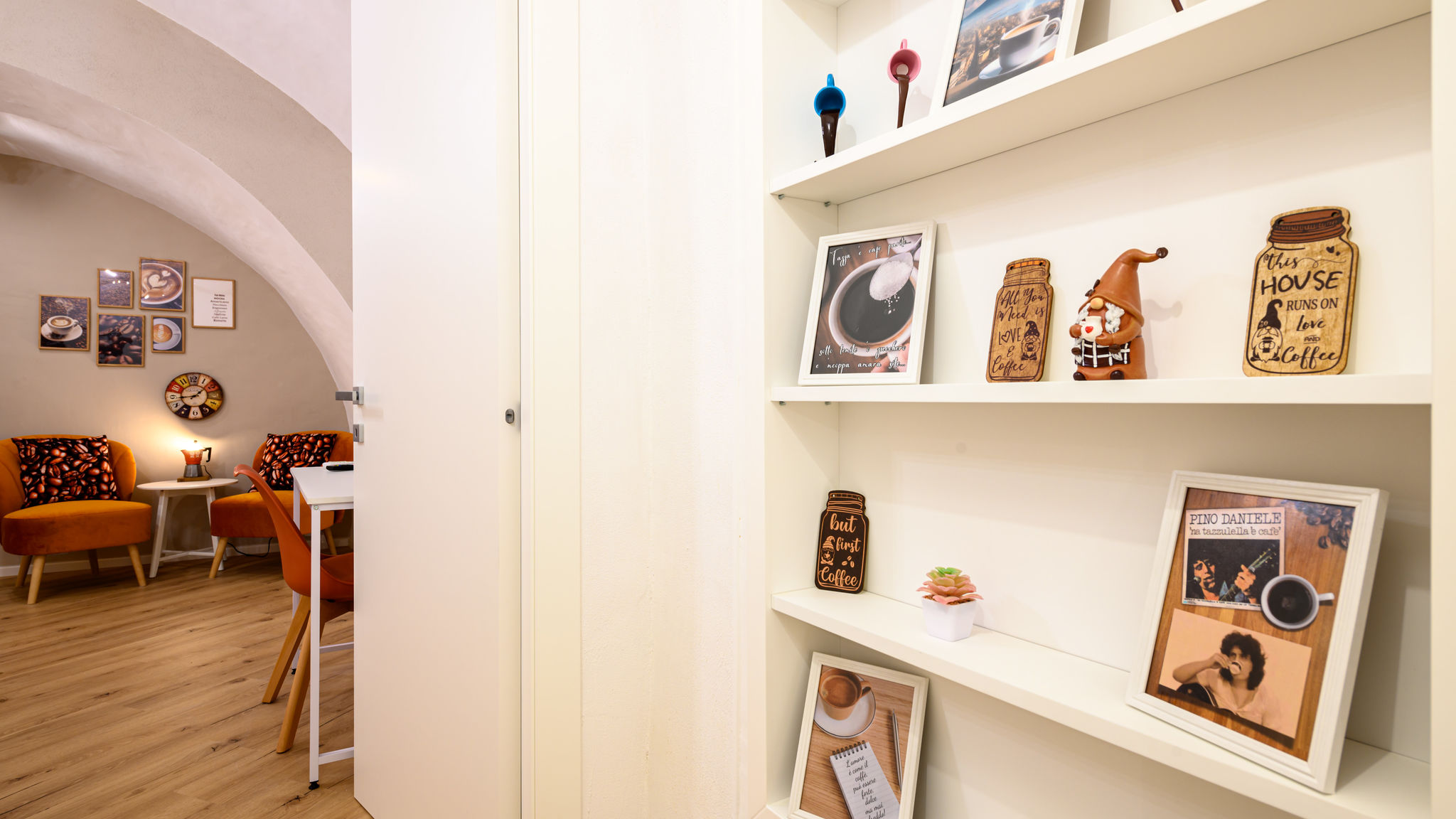 Italianway Napoli A Tazzulella - Vico Graziella 12