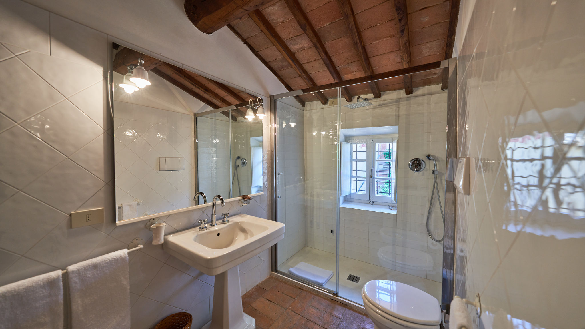 Italianway Colle di Val d'Elsa Villa Camelia_32PAX by Elite Villas
