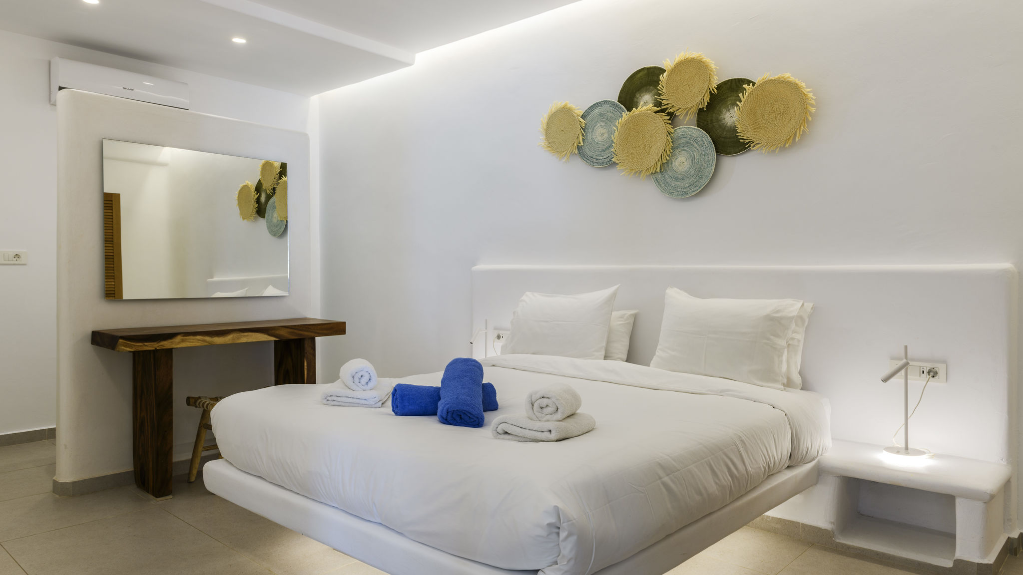 Italianway Mykonos Villa Divina 5 by MyVillaCollection